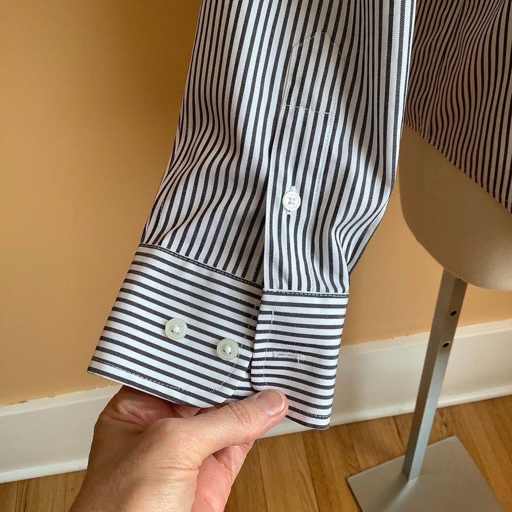JONES NEW YORK Black/White Striped Button Down Shirt Size M - Picture 7 of 10